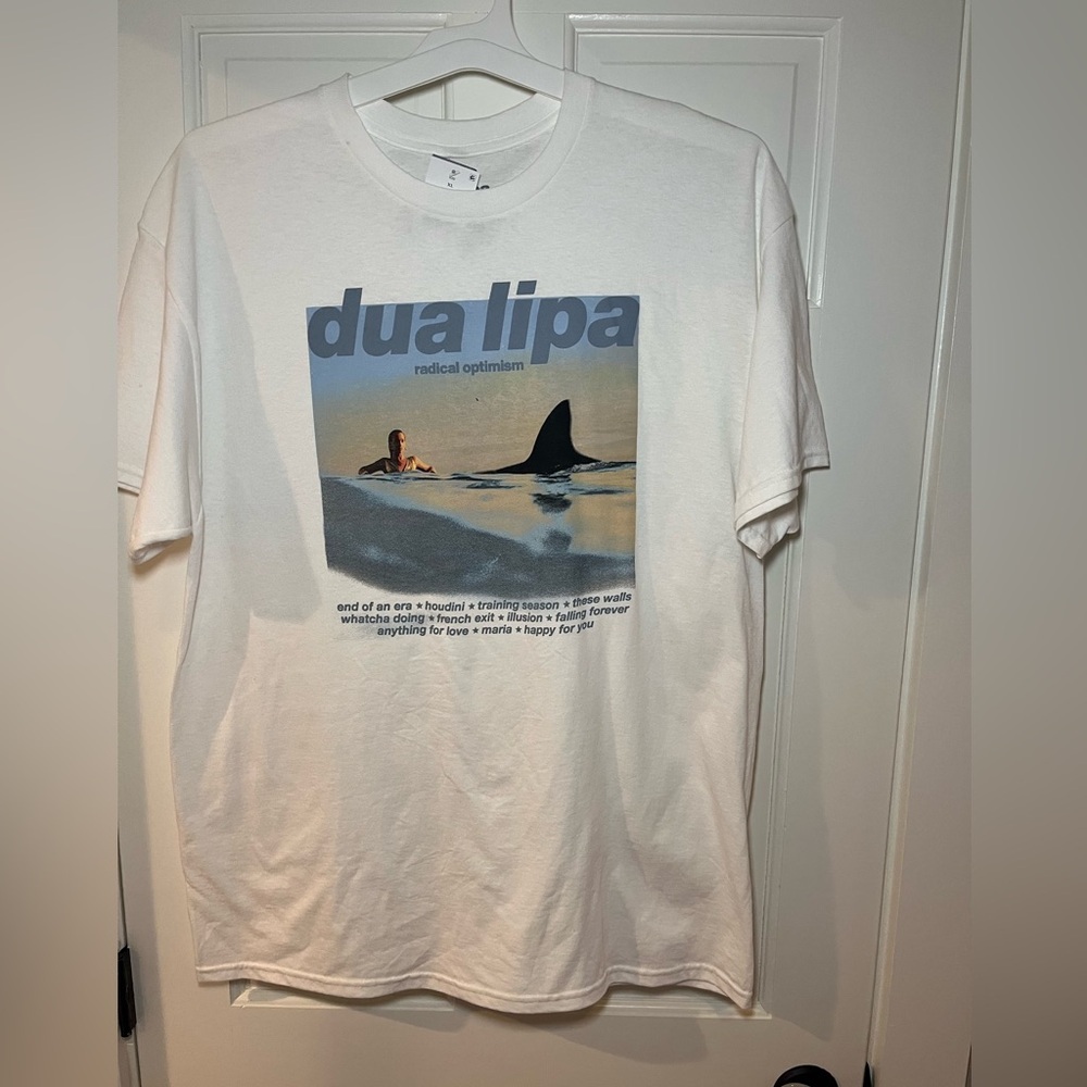 Dua Lipa Graphic Tee - Short Sleeve